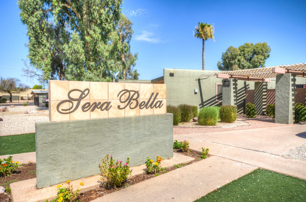 Sera Bella Apartments | 2408 West Myrtle Avenue, Phoenix, AZ 85021 | 169 Units | Completed in 1964, 1971, 1976 | $7,200,000 | $42,604 Per Unit | $72.56 Per SF